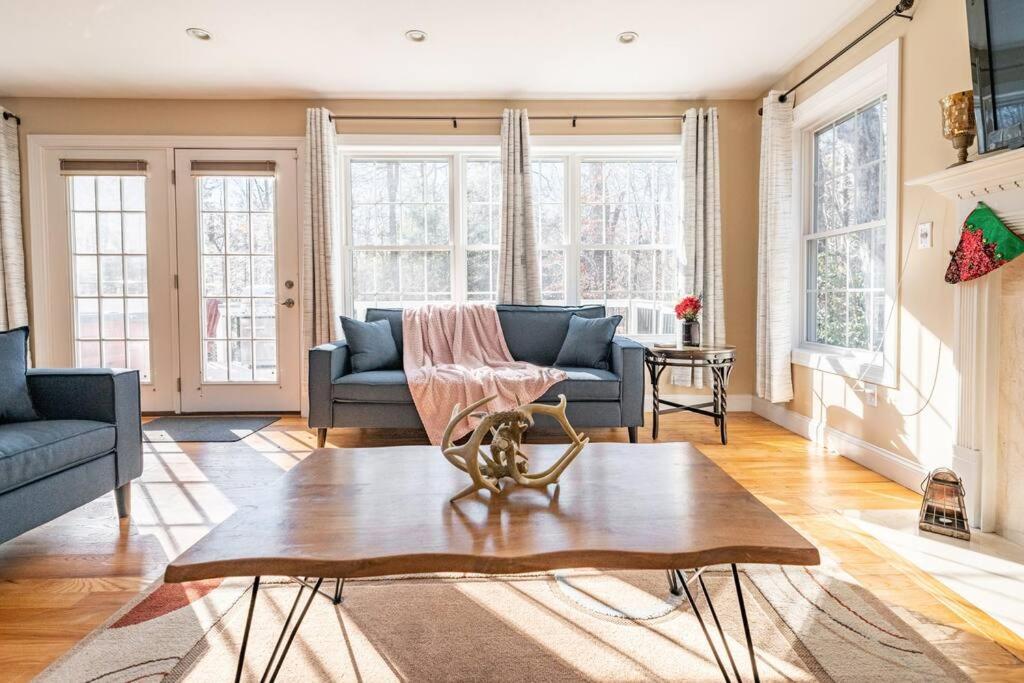 Luxury 4 Bedroom House In Pocono Mountains In Golf Course Near Lake Tobyhanna Exterior foto