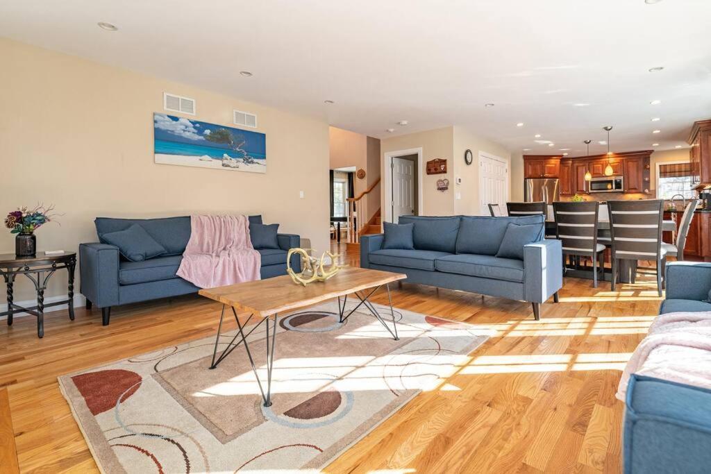 Luxury 4 Bedroom House In Pocono Mountains In Golf Course Near Lake Tobyhanna Exterior foto