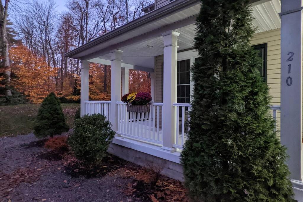 Luxury 4 Bedroom House In Pocono Mountains In Golf Course Near Lake Tobyhanna Exterior foto